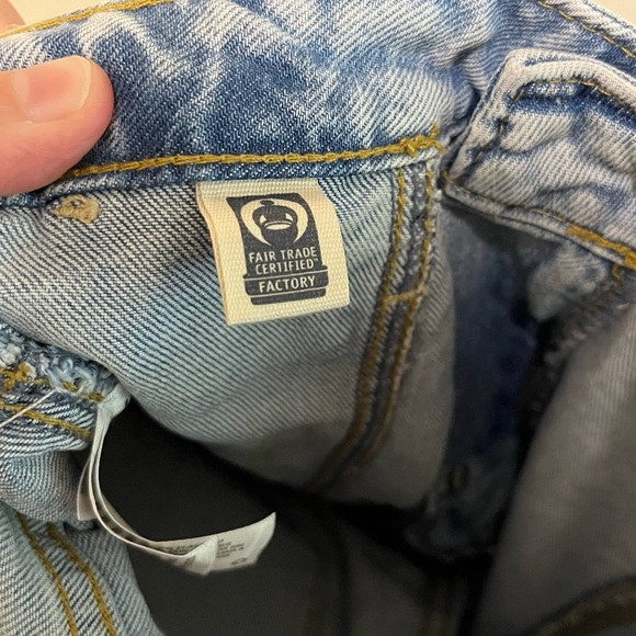 Universal Thread High Rise Slim Straight Utility Style Jean - Picture 8 of 12